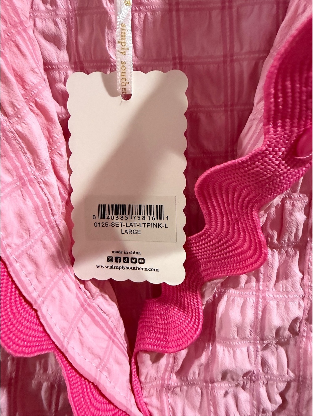 Simply Southern Pink Two-Piece Set Shirt and Shorts Large - Picture 2 of 7
